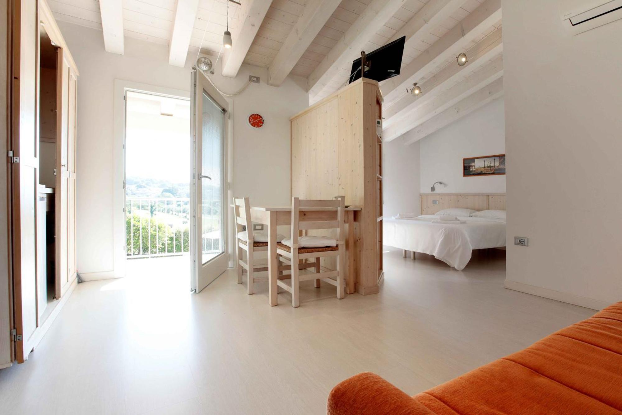 Residence Gonda&Giuliano Borso del Grappa Eksteriør bilde